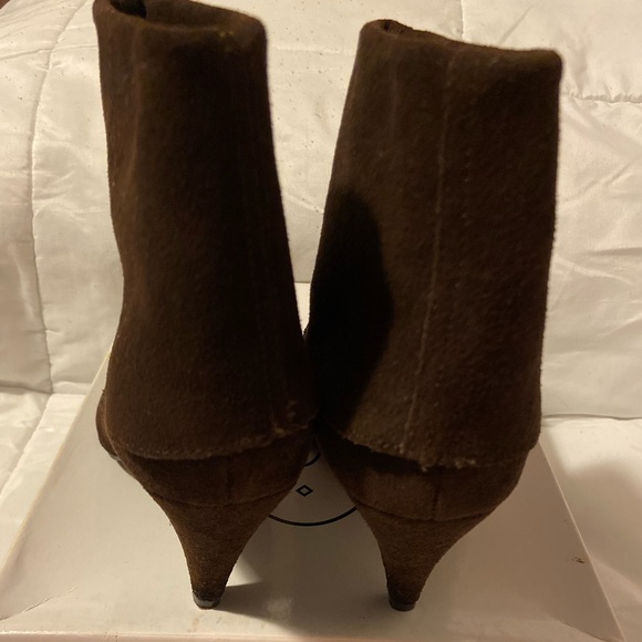 STEVE MADDEN, Brown suede, Size 7 - Picture 3 of 5